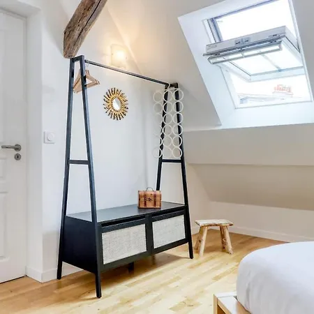 Splendid Marais 2bdr Casa vacanze