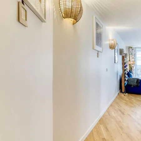 Splendid Marais 2bdr Casa vacanze